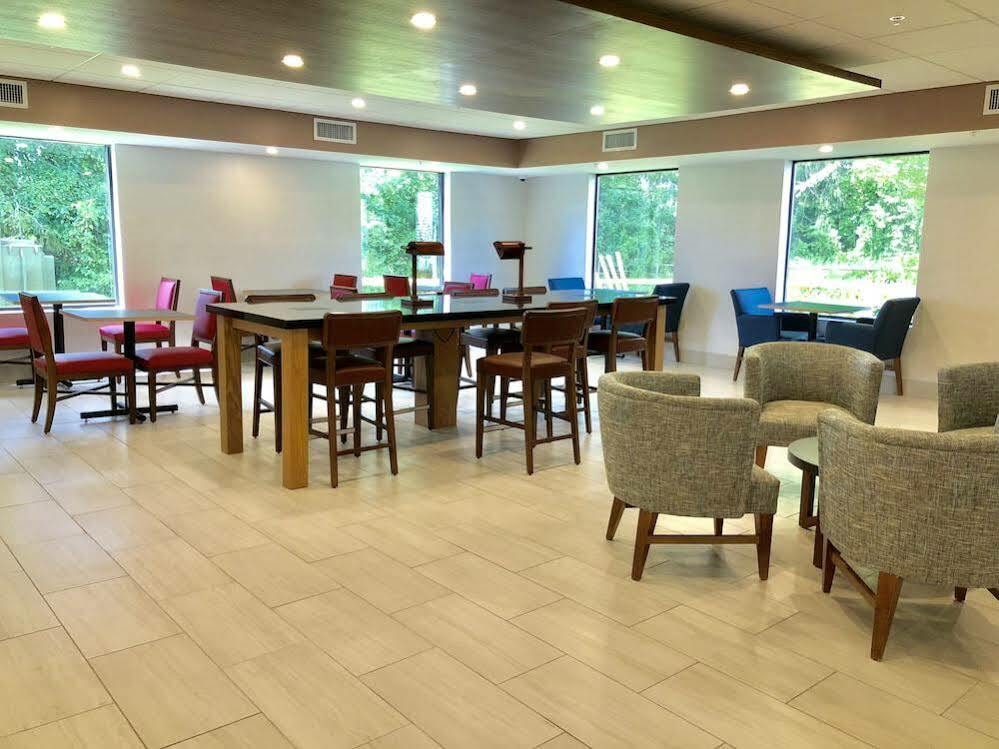 Holiday Inn Express Great Barrington By Ihg Eksteriør bilde