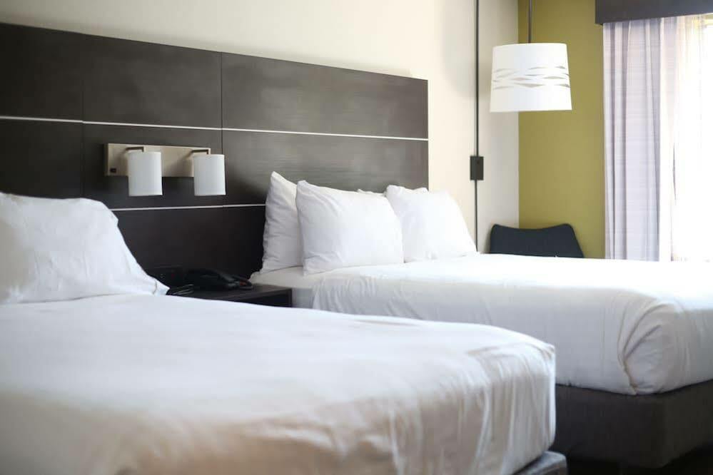 Holiday Inn Express Great Barrington By Ihg Eksteriør bilde