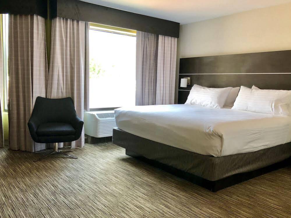 Holiday Inn Express Great Barrington By Ihg Eksteriør bilde
